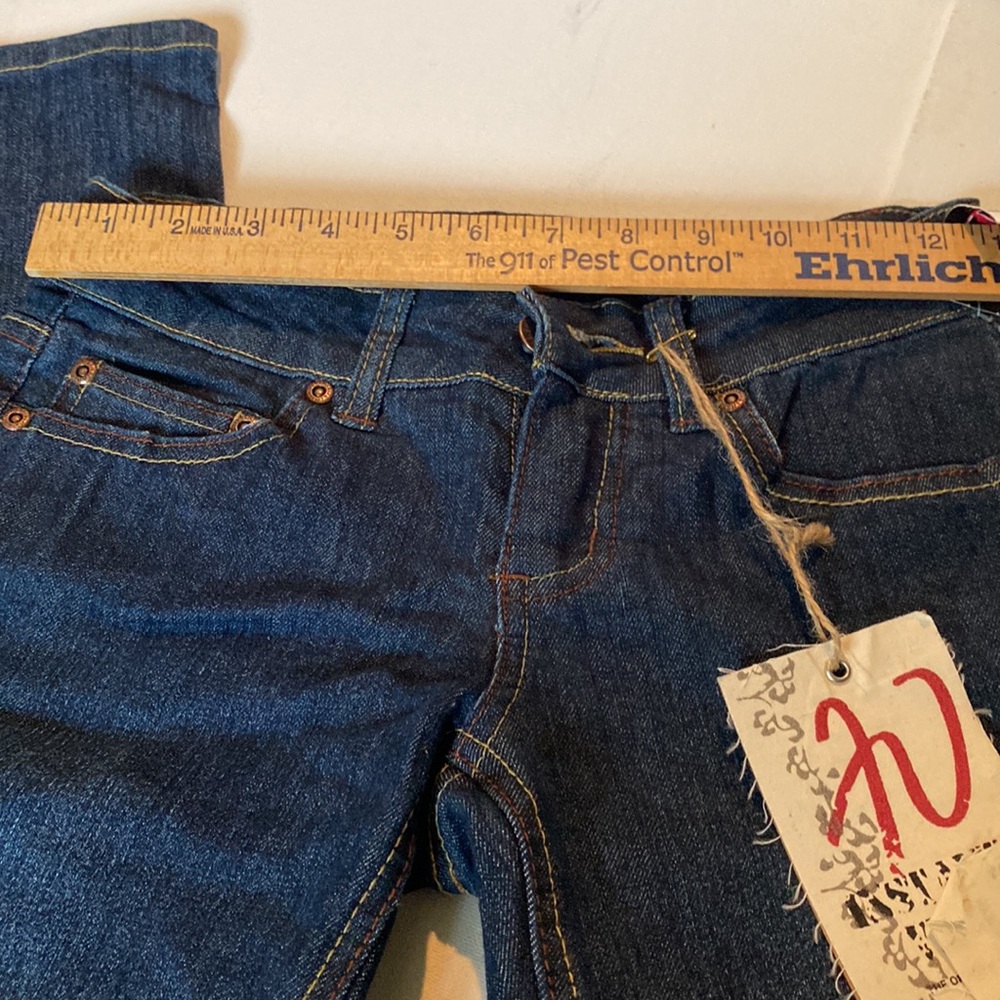 NWT Instant Vintage Denim Capri Jeans - Picture 4 of 9